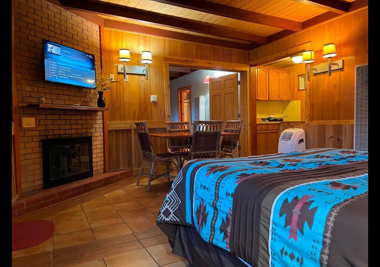 West Winds Lodge 鲁伊多索 外观 照片