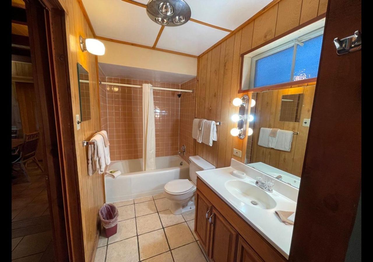 West Winds Lodge 鲁伊多索 外观 照片